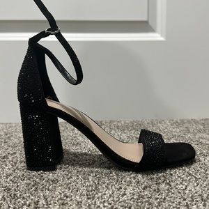 Black sparkle heals